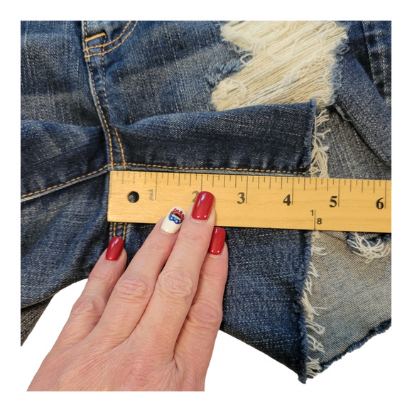 American Eagle Shorts Womens 4 Blue Hi-Rise Shortie Distressed Med Wash Grunge - Picture 8 of 9